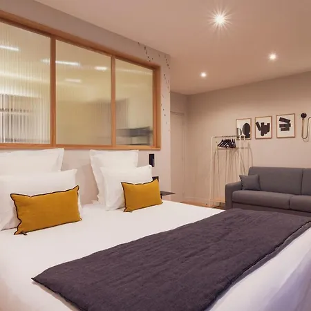 Hotel Tinah Paris, Champs Elysées Parigi