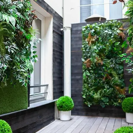 Hotel Tinah Paris, Champs Elysées 3*