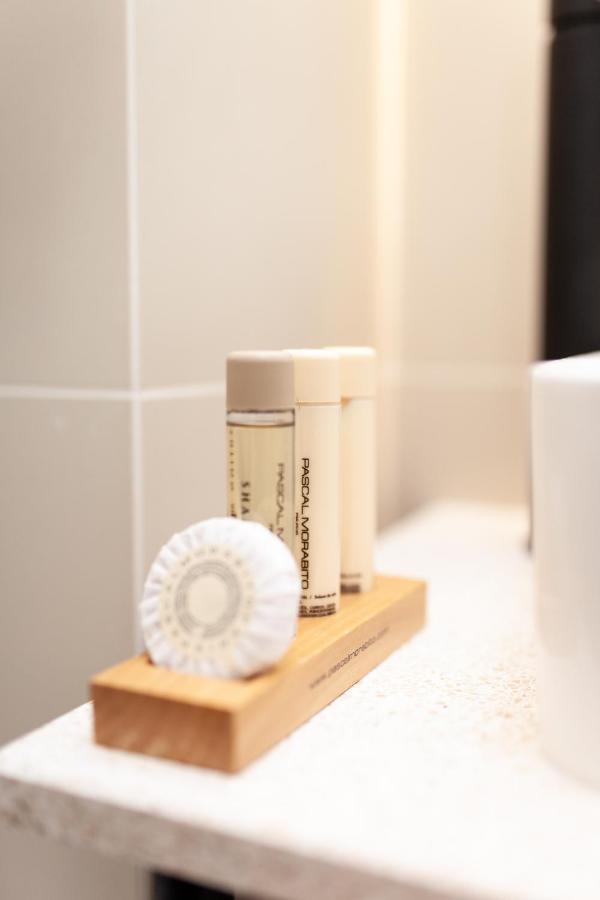 Hotel Tinah Paris, Champs Elysées