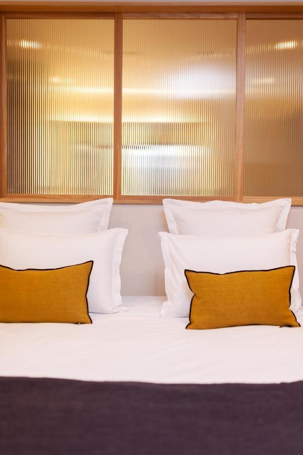 Tinah Paris, Champs Elysees 3*