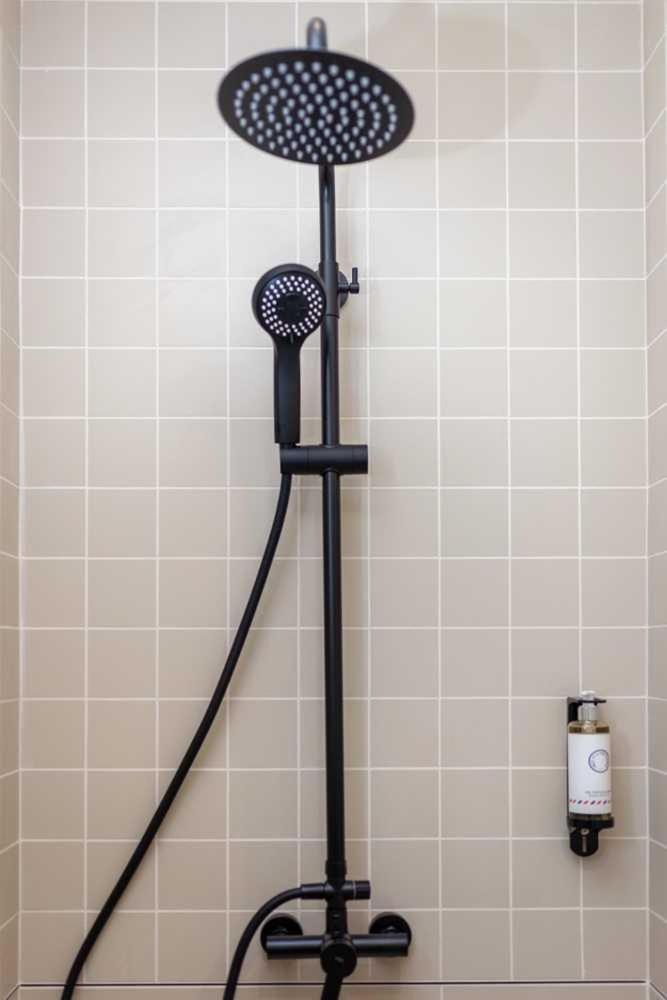 Tinah Paris, Champs Elysees 3*