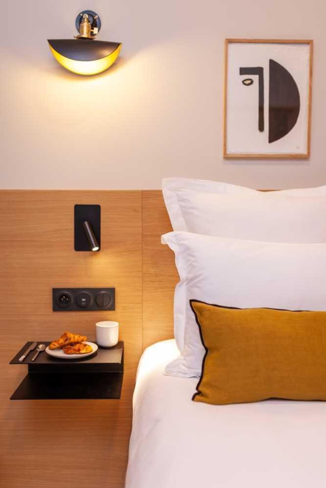 Tinah Paris, Champs Elysees 3*