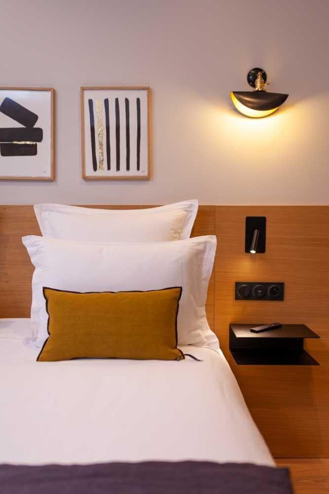 Tinah Paris, Champs Elysees Paris