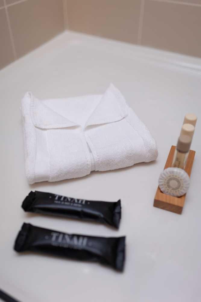 Hotel Tinah Paris, Champs Elysees