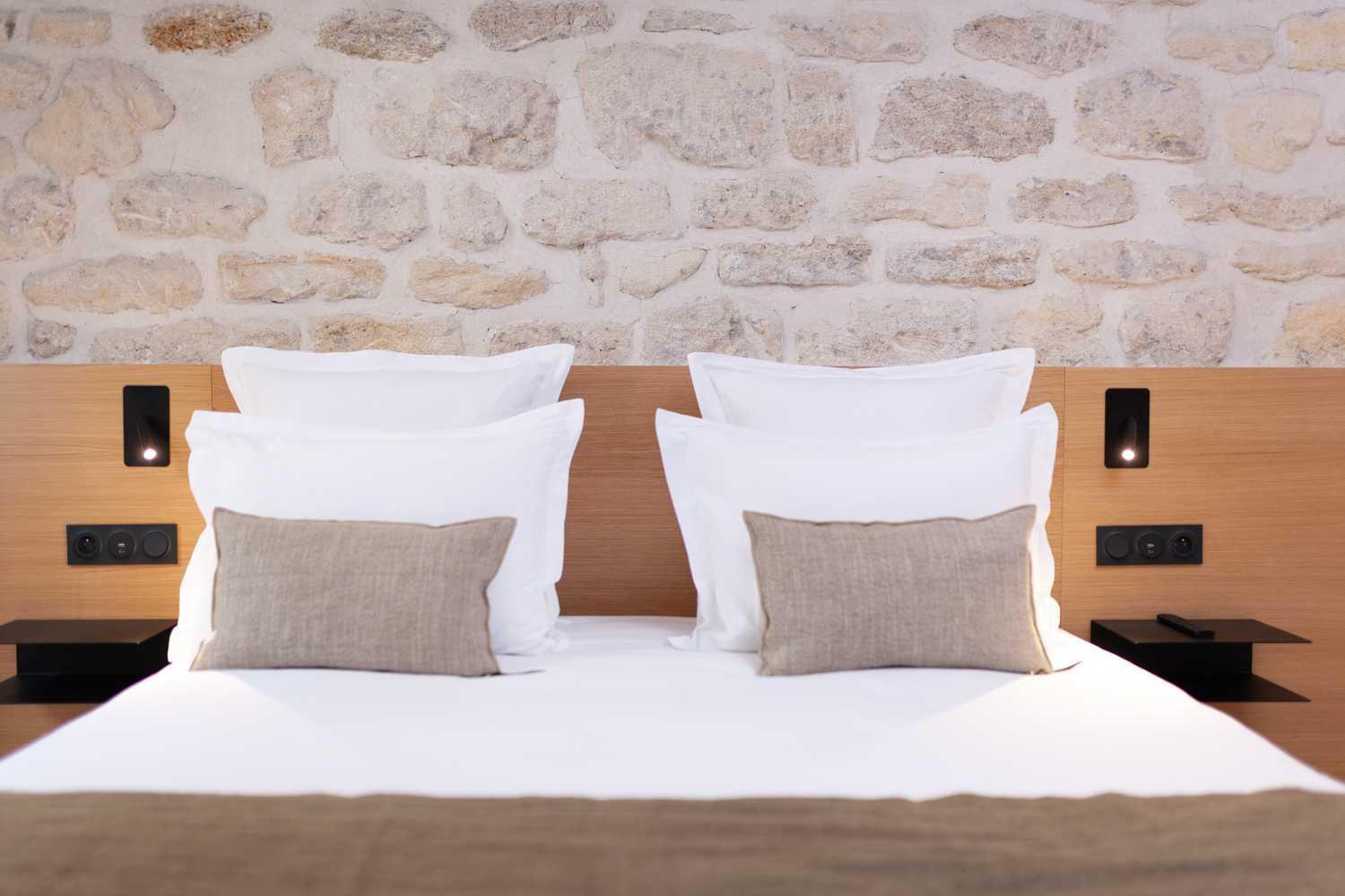 Tinah Paris, Champs Elysees 3*